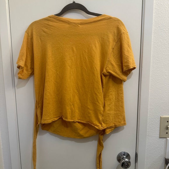 Tie shirt - Picture 2 of 3